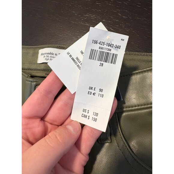 NEW Abercrombie & Fitch Curve Love 90's Cargo High-Rise Vegan Leather Trousers - Picture 8 of 15